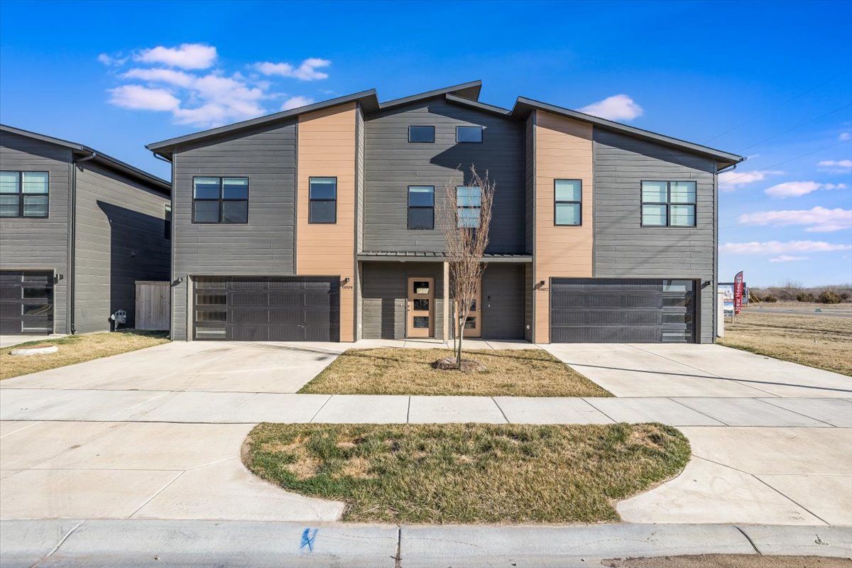 8849 W Haylee Cir